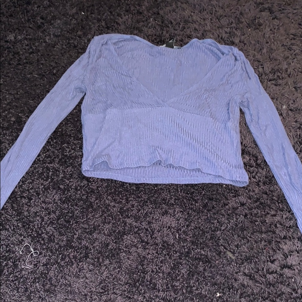 Long sleeve crop top